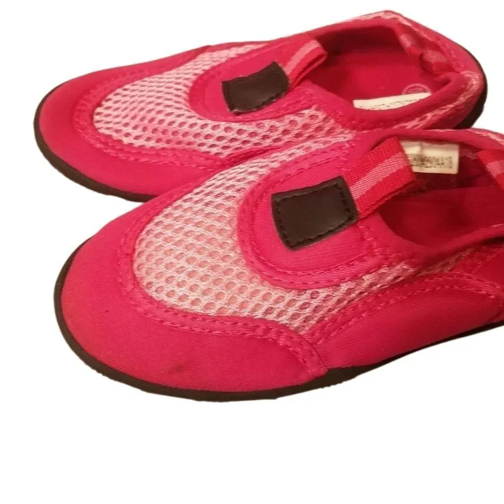 water shoes 9/10